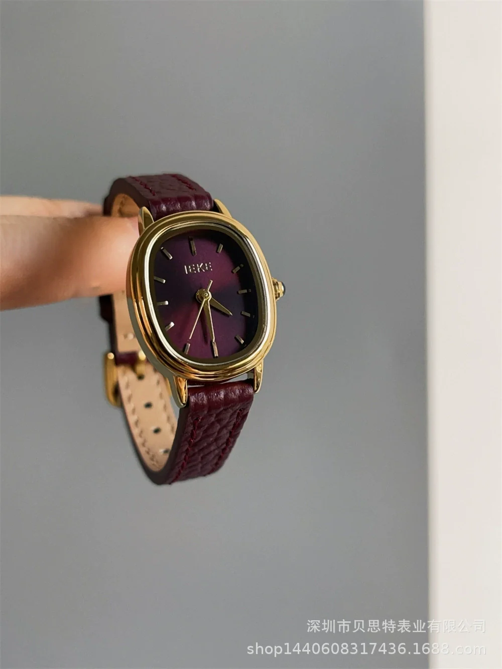 Women's Metal Case Square Dial Imitation Leather Strap Quartz Fashion Watch - Image 16