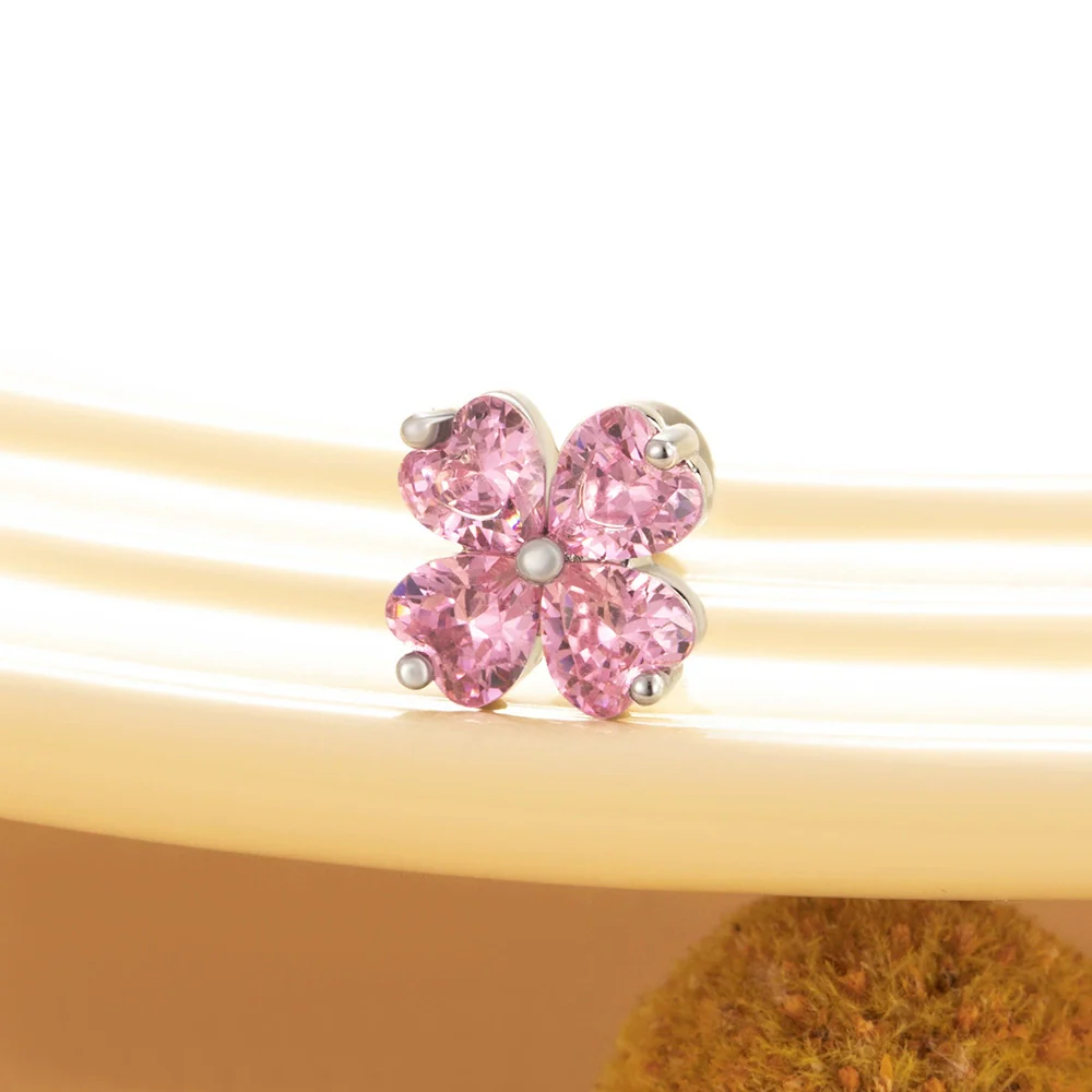 Women's Metal Electroplated Sweet Love Lucky Grass Style Ear Nail - Image 6
