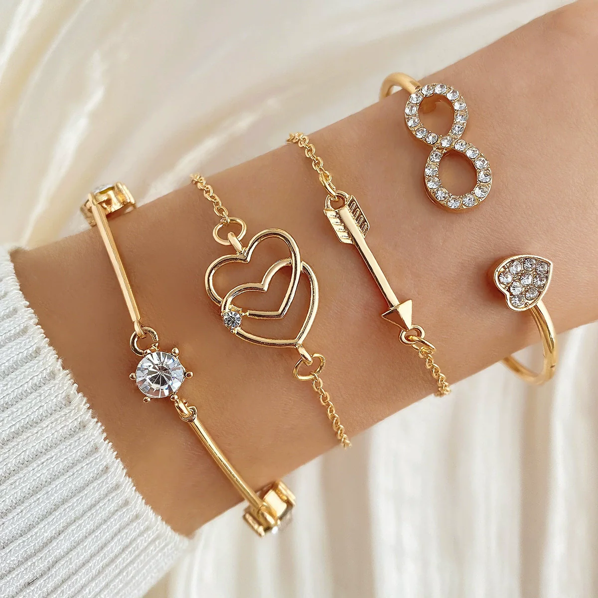 Women's Metal Heart Pattern Stacked Exaggerated Thread Chain Alloy Bracelet Fourpiece Set With Electroplating - Image 14