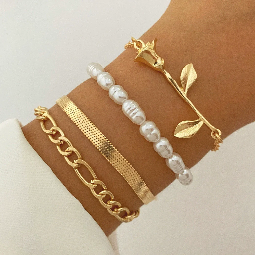 Women's Metal Heart Pattern Stacked Exaggerated Thread Chain Alloy Bracelet Fourpiece Set With Electroplating - Image 8