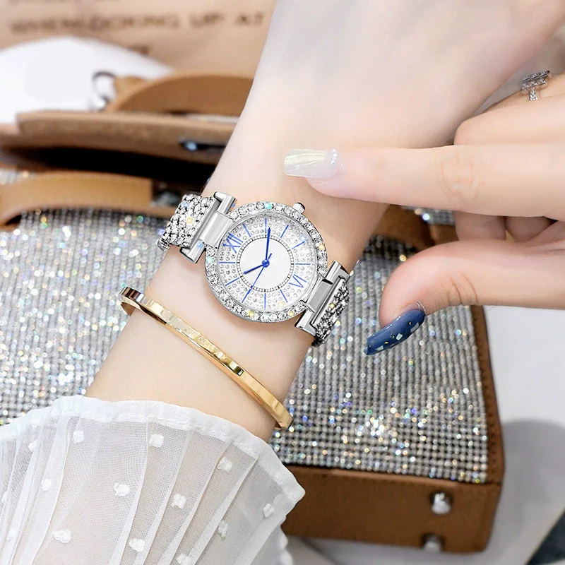 Women's Metal Quartz Bracelet Watch With Round Dial And Jewelry Buckle - Image 2