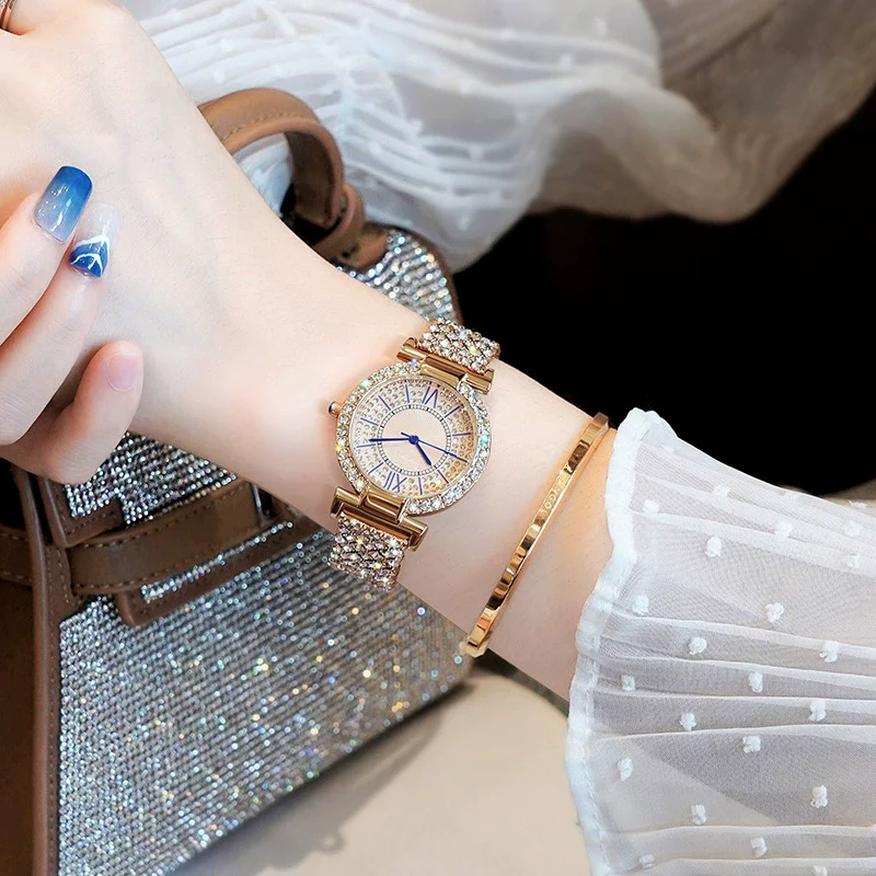 Women's Metal Quartz Bracelet Watch With Round Dial And Jewelry Buckle - Image 3