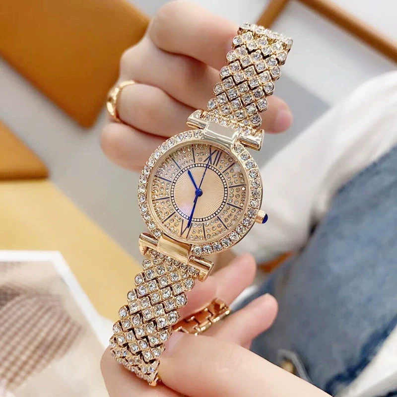 Women's Metal Quartz Bracelet Watch With Round Dial And Jewelry Buckle - Image 4