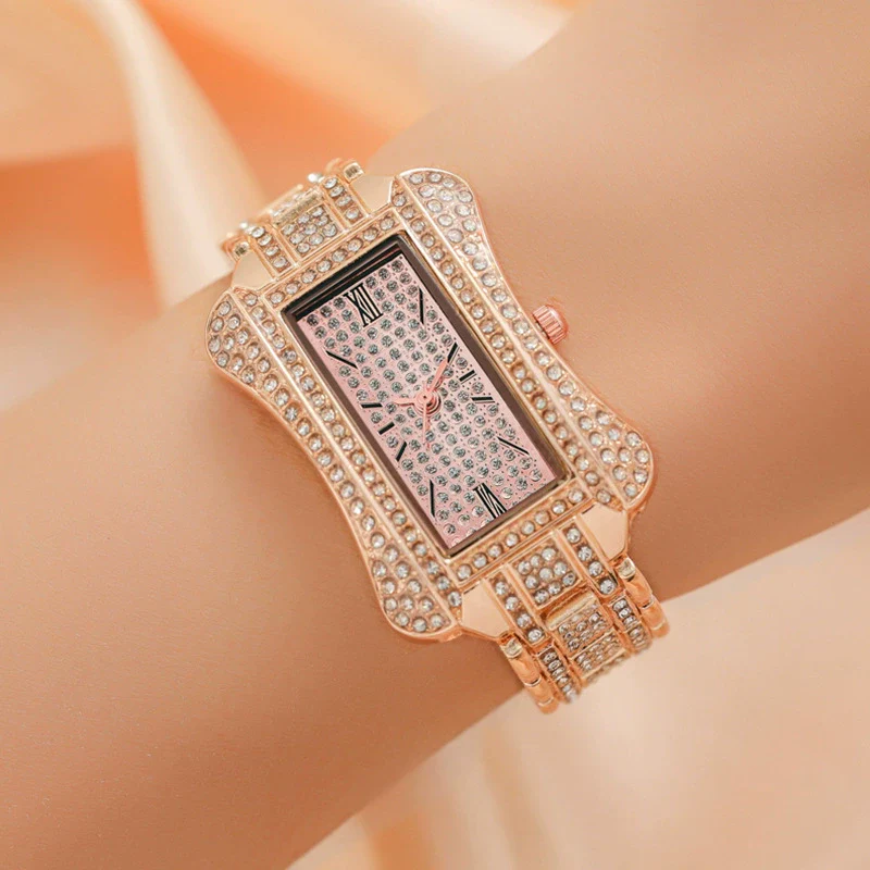 Women's Metal Watch Fashion Style Diamondencrusted Cartoon Shape Manufacturer Wholesale - Image 3
