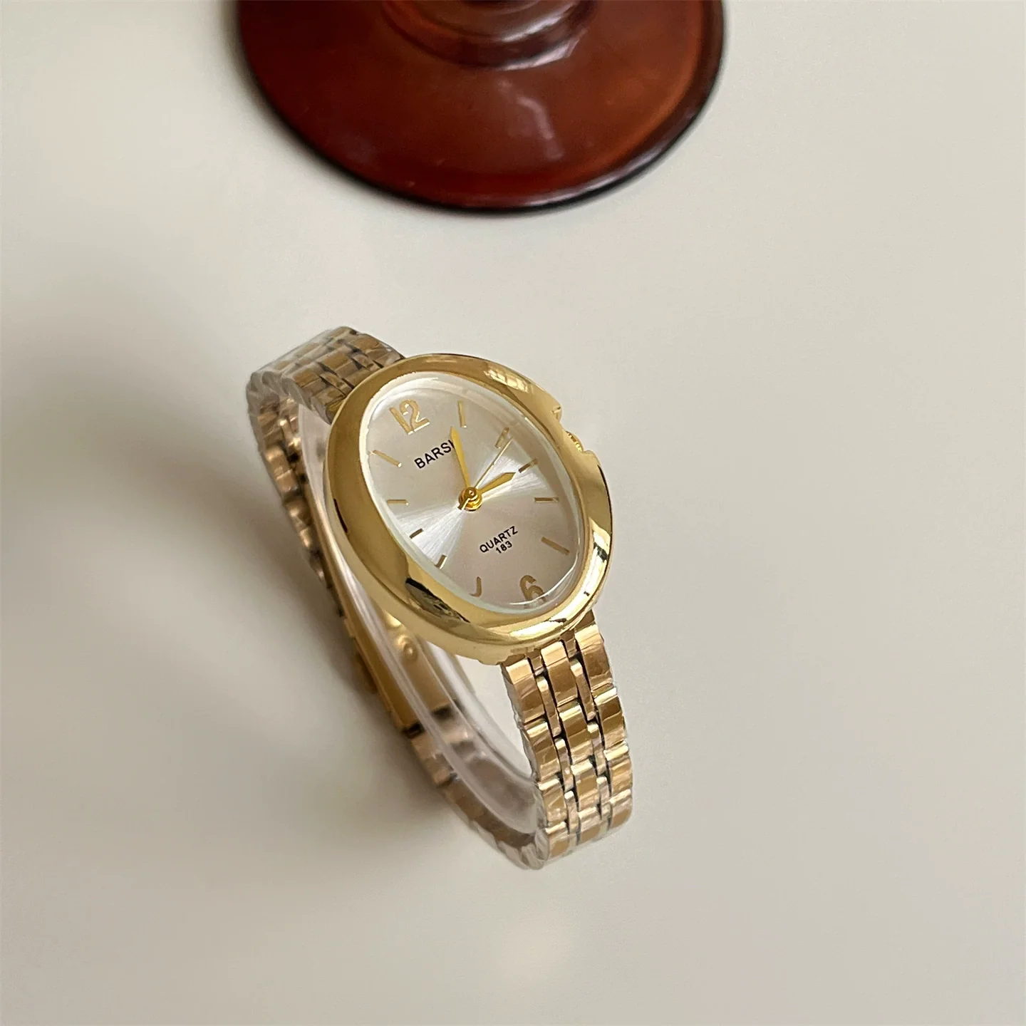 Women's Midcentury Style Alloy And Steel Strap Watch - Image 2
