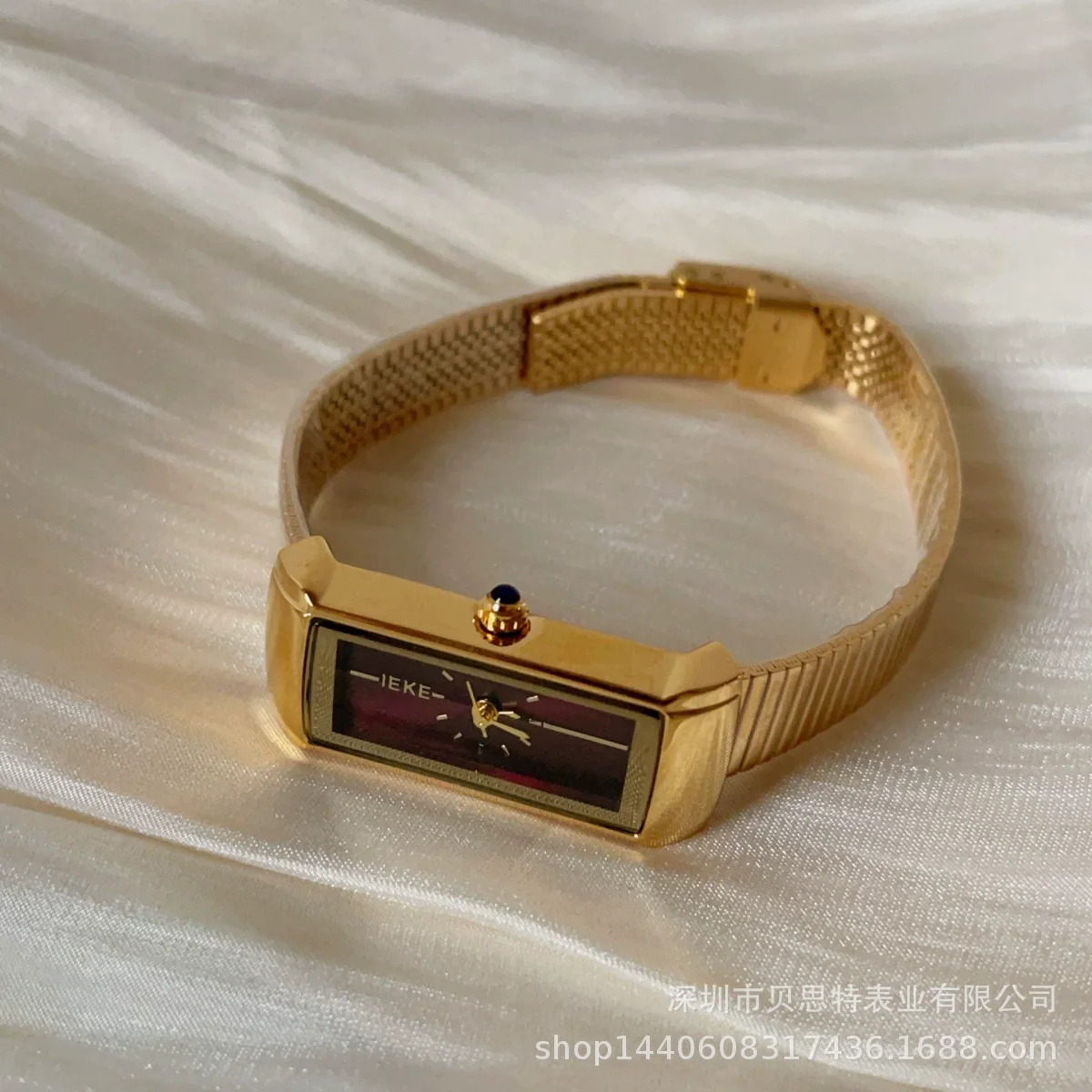 Women's Midcentury Style Alloy Case Quartz Watch With Golden Monkey Strap - Image 4