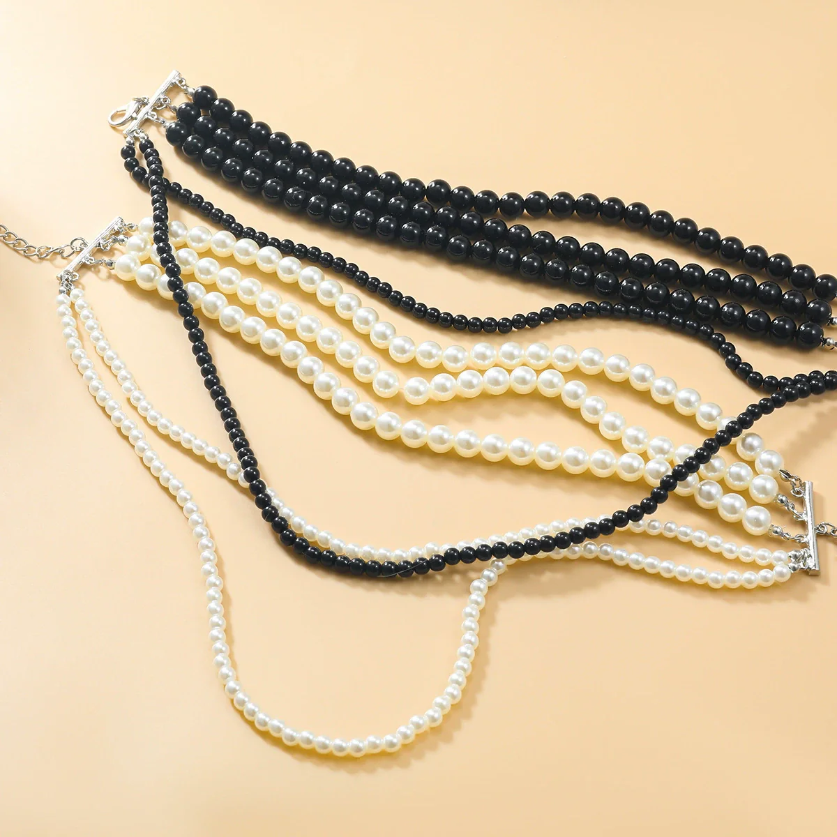 Women's Multilayer Imitation Pearl Necklace Fourpiece Set Resin Geometric Pearl Inlaid Snake Bone Chain Autumn And Winter Accessory - Image 4
