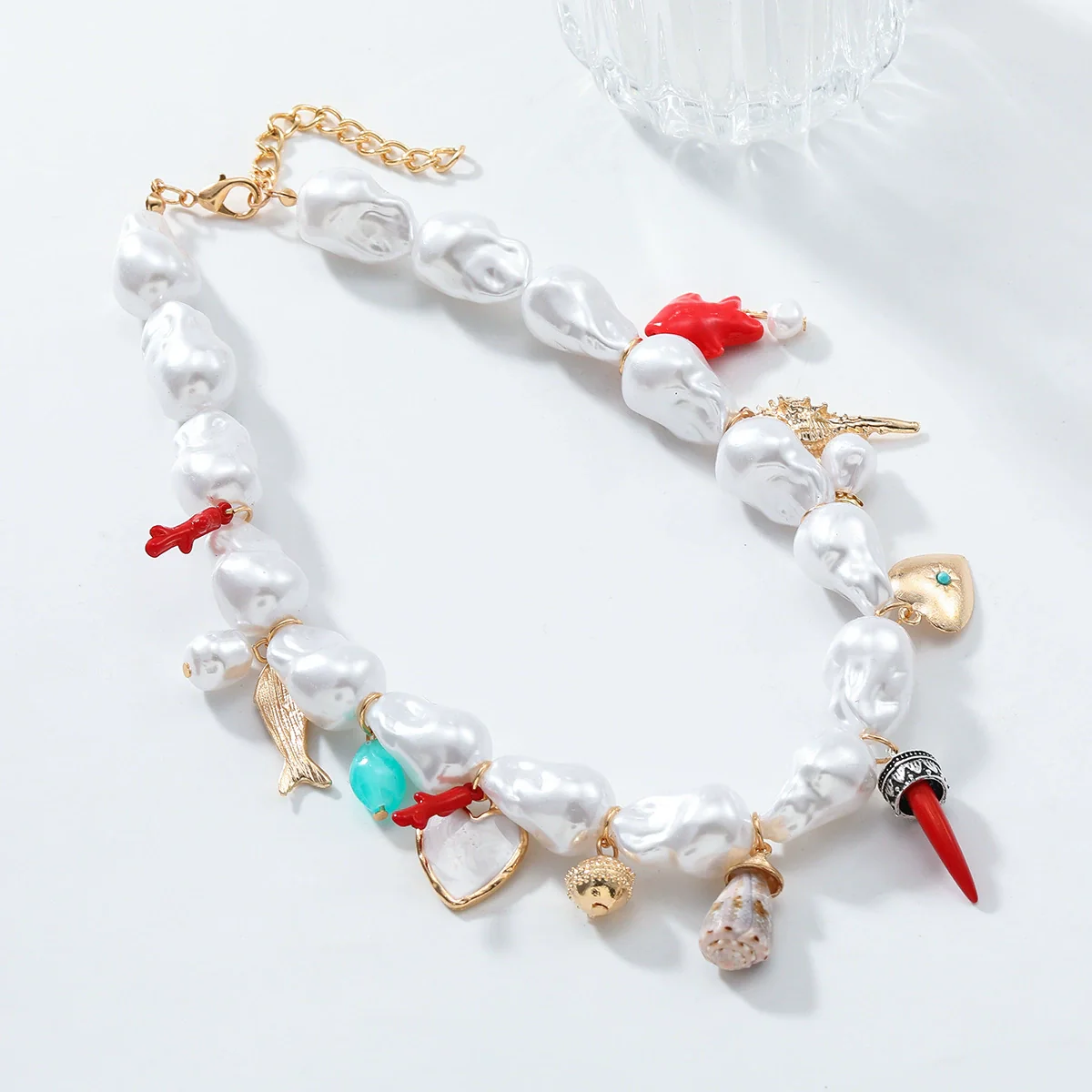 Women's Multilayer Retro Necklace With Imitation Pearls Alloy Heart And Fish Pendant Handmade In Geometric Animal Zodiac Style - Image 3