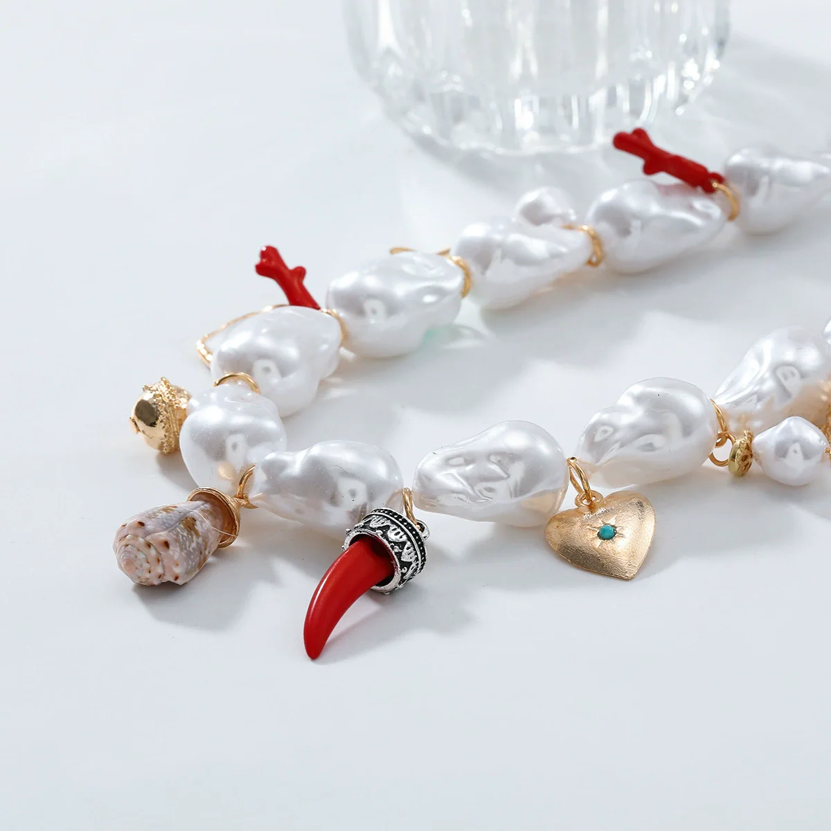 Women's Multilayer Retro Necklace With Imitation Pearls Alloy Heart And Fish Pendant Handmade In Geometric Animal Zodiac Style - Image 4