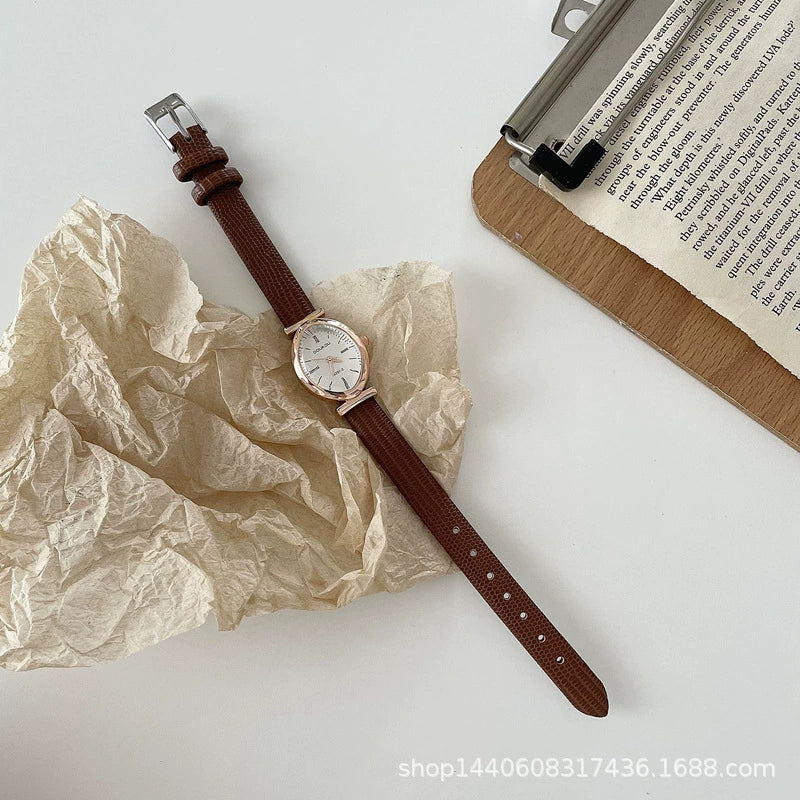 Women's Oval Dial Alloy Case Quartz Watch Simple Elegant Retro Style - Image 9