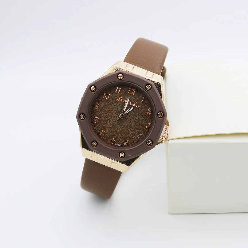 Women's Quartz Watch Leather Pu Alloy Mineral Strengthened Glass Mirror Rhombus Dial Leisure Style - Image 10