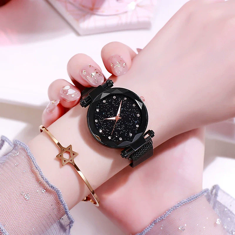 Women's Quartz Watch With Magnet Buckle Alloy Strap And Case Titanium Buckle Round Dial Leisure Style Starry Sky Design
