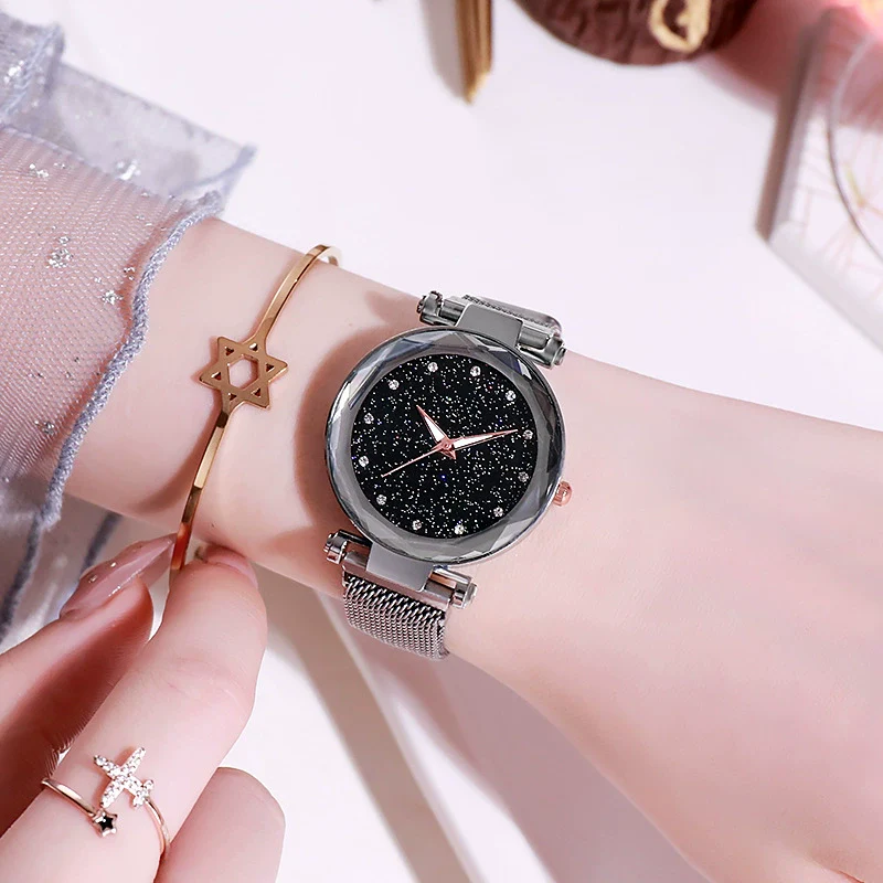 Women's Quartz Watch With Magnet Buckle Alloy Strap And Case Titanium Buckle Round Dial Leisure Style Starry Sky Design - Image 6