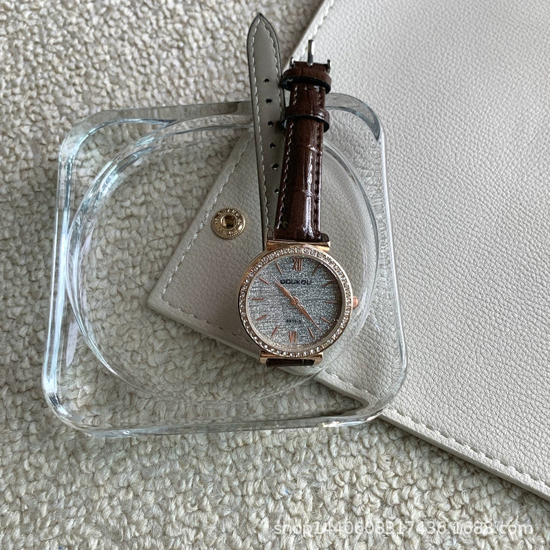 Women's Retro Dark Green Roman Starry Alloy Case Ordinary Glass Mirror Quartz Watch With Round Dial - Image 2