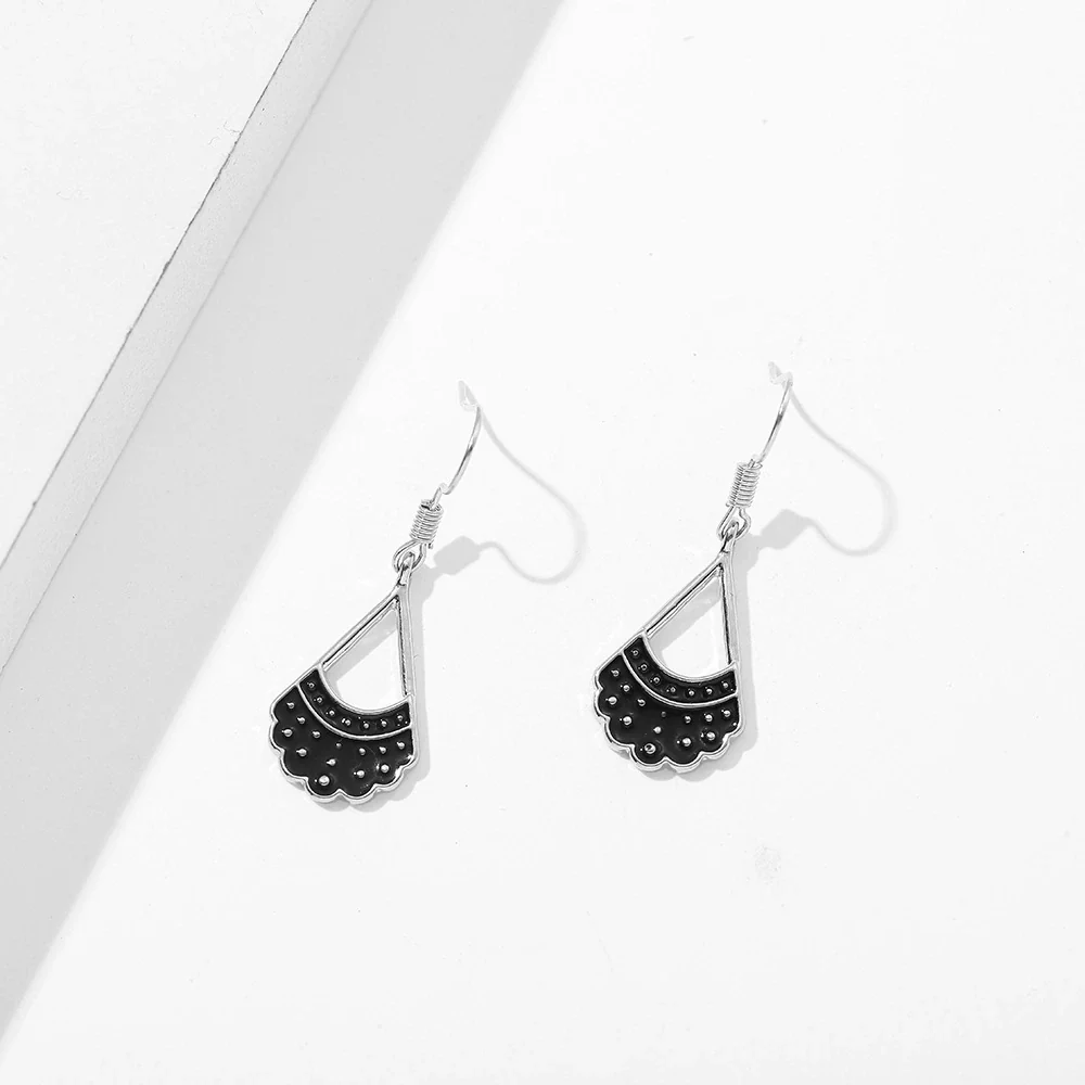 Women's Retro Drop Oil Fanshaped Copper Alloy Stud Earrings - Image 3