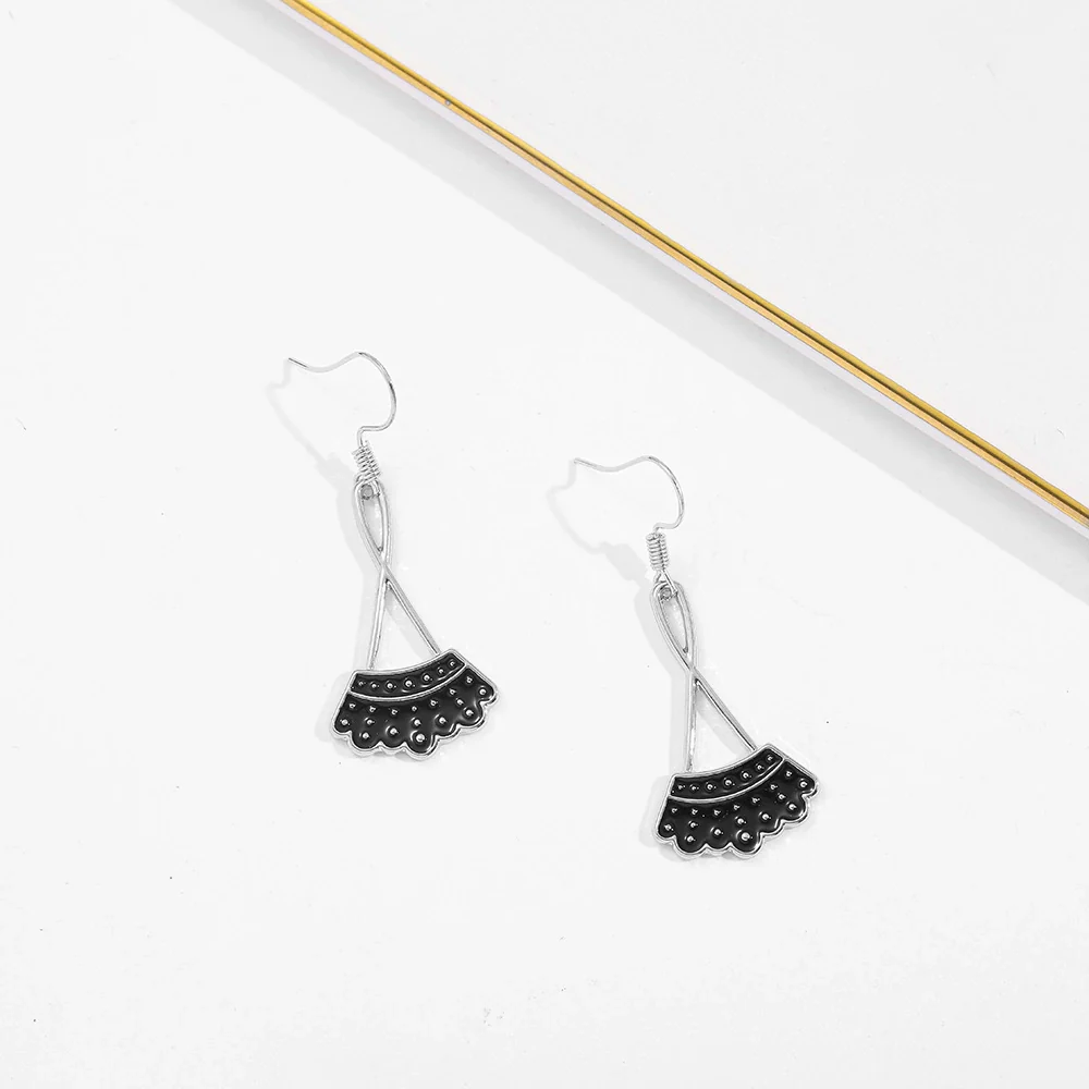 Women's Retro Drop Oil Fanshaped Copper Alloy Stud Earrings - Image 4