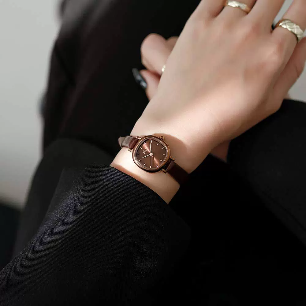 Women's Retro Elegant Fashion Alloy Pu Rose Gold Watch With Square Dial