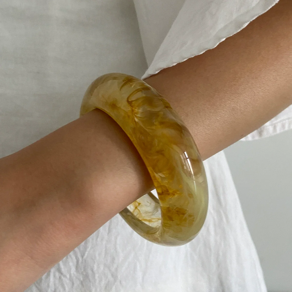 Women's Retro Elegant Resin Polish Geometric Style Combination Bracelet - Image 4