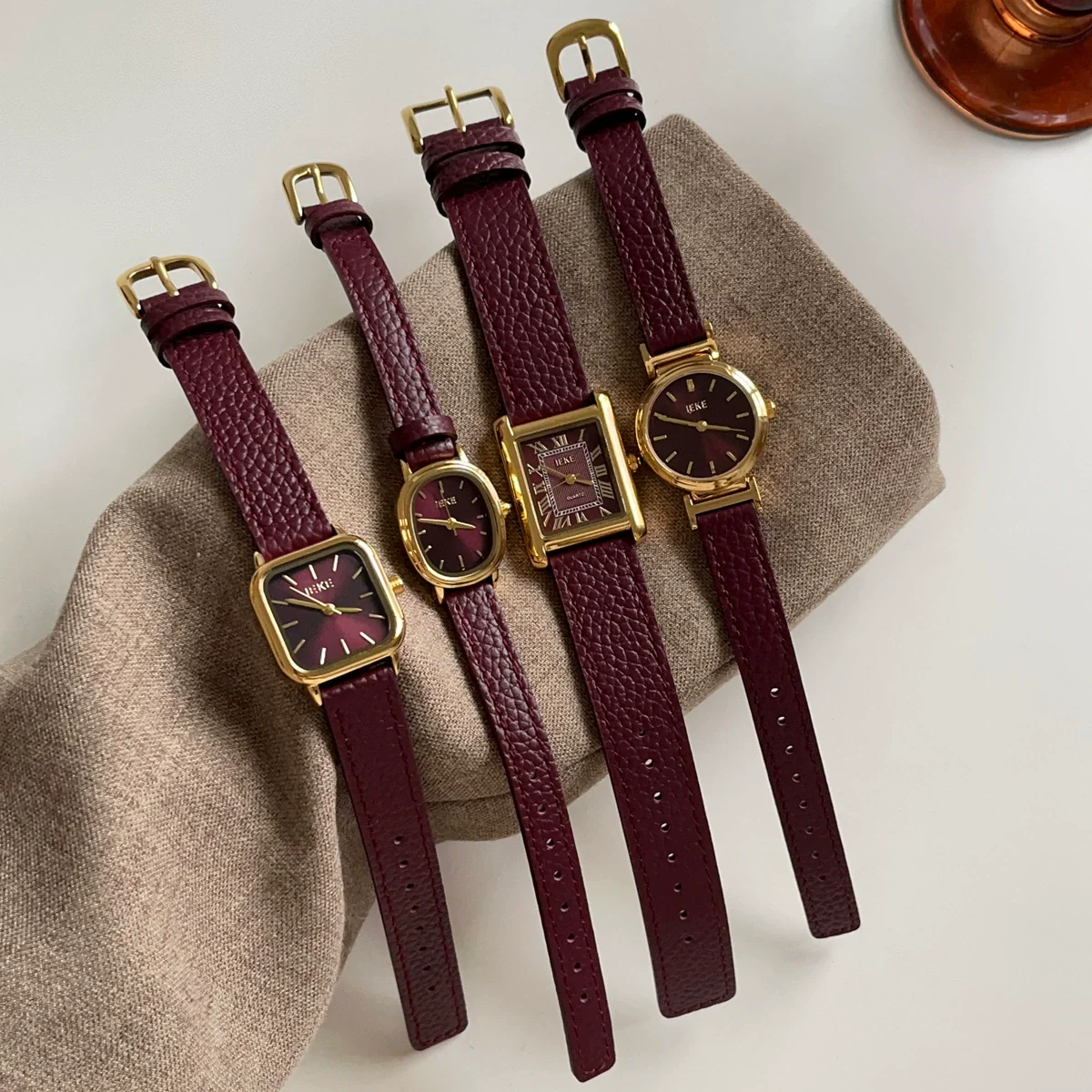 Women's Retro Fashionable Metal Leather Watch With Round Dial And Spiral Crown - Image 5