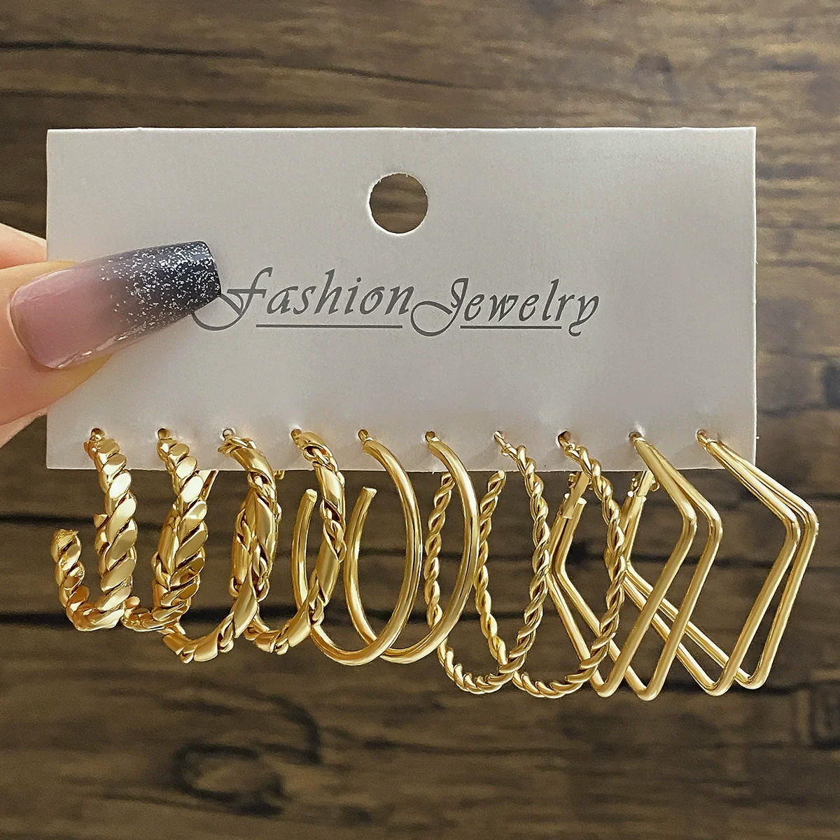 Women's Retro Geometric Alloy Pearl Earrings Set With Electroplating - Image 18