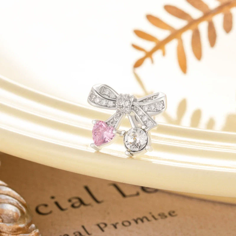 Women's Retro Metal Heart Shape Electroplated Ear Nail - Image 6