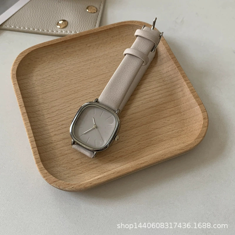 Women's Retro Minimalist Square Dial Alloy Case Leisure Style Watch