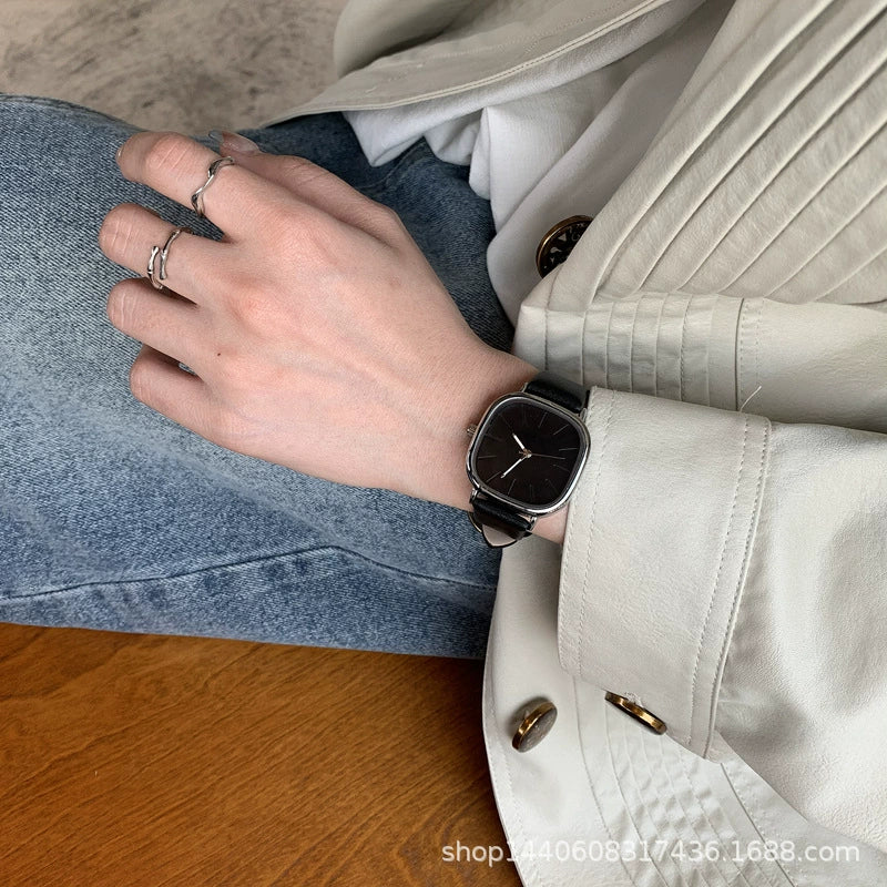Women's Retro Minimalist Square Dial Alloy Case Leisure Style Watch - Image 5