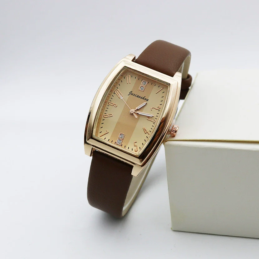 Women's Retro Square Casual Quartz Watch With Alloy Case Pu Strap And Mineral Strengthened Glass Mirror - Image 11