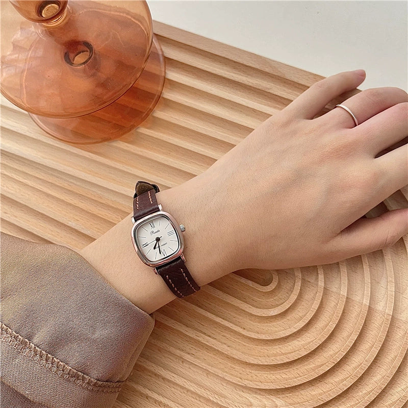 Women's Retro Square Watch Alloy Case Ordinary Glass Mirror - Image 4