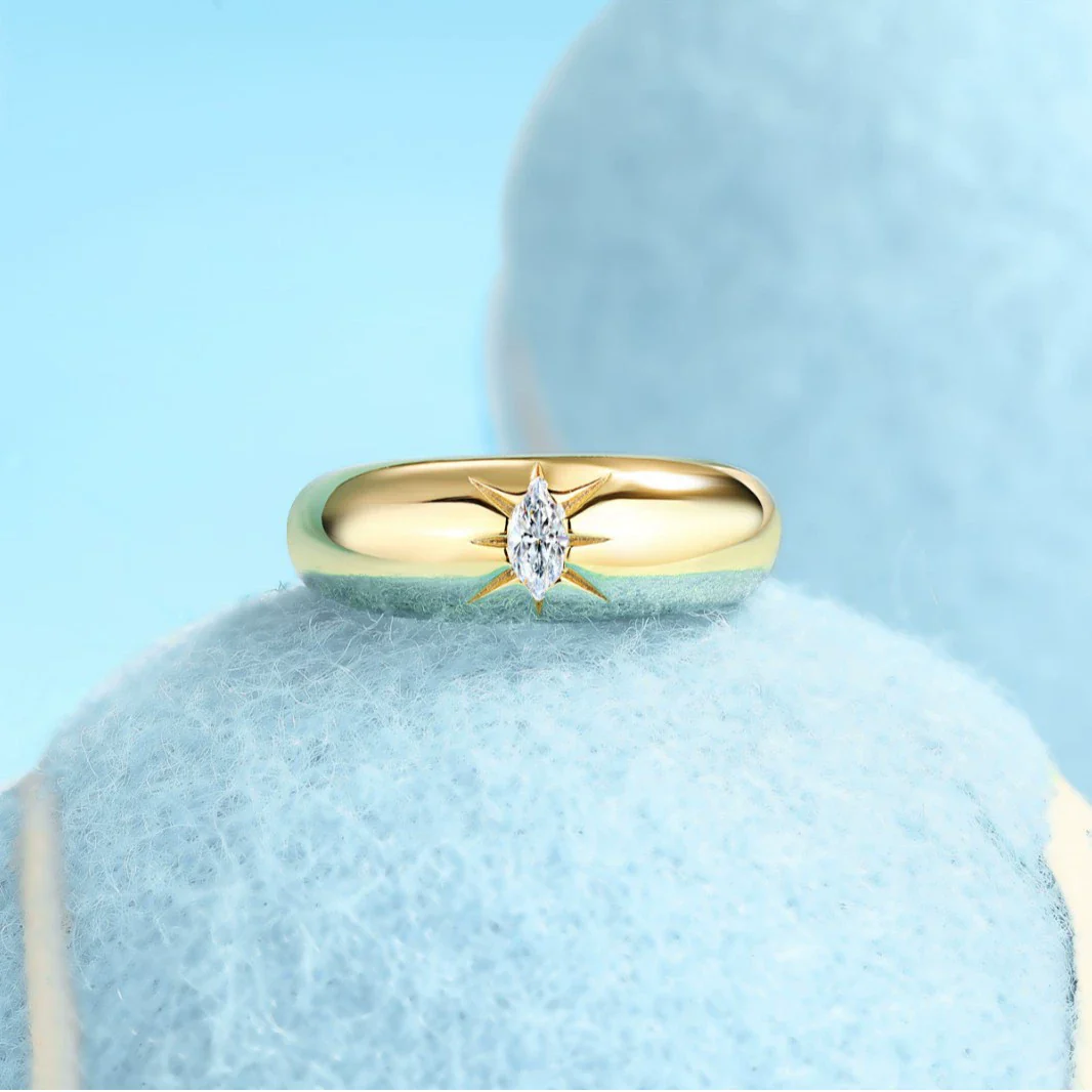 Women's S925 Silver Moissanite Ring Geometric Style Set With Diamonds - Image 2
