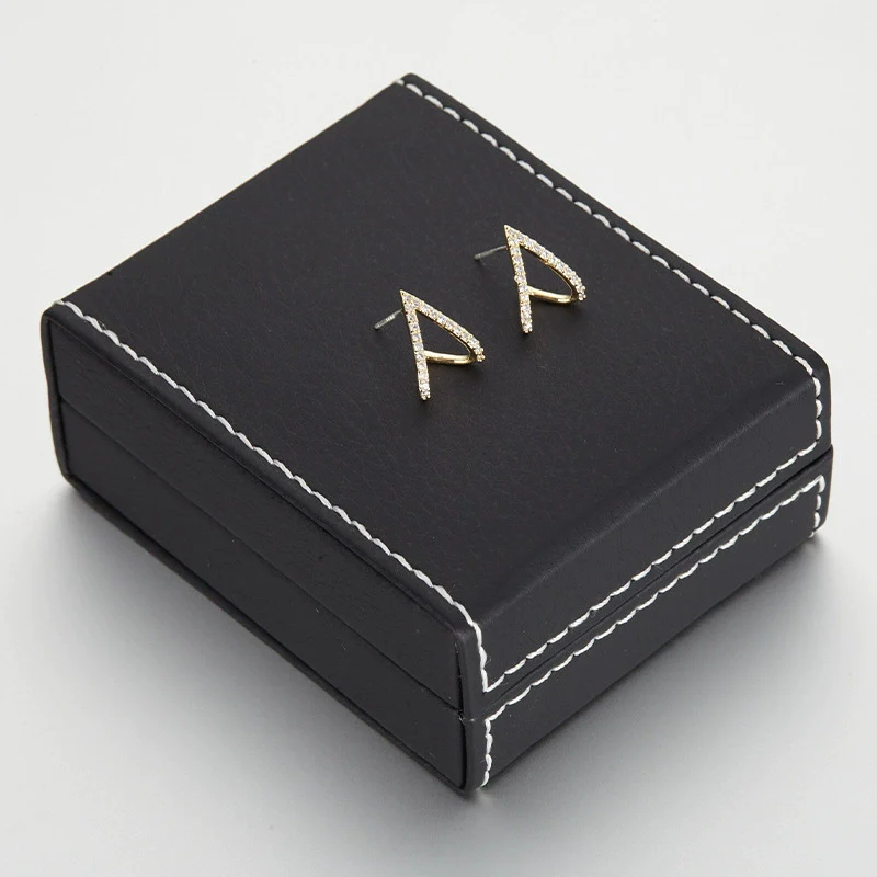 Women's S925 Silver Vshaped Zircon Earrings With Geometric Style And Real Gold Plating - Image 4