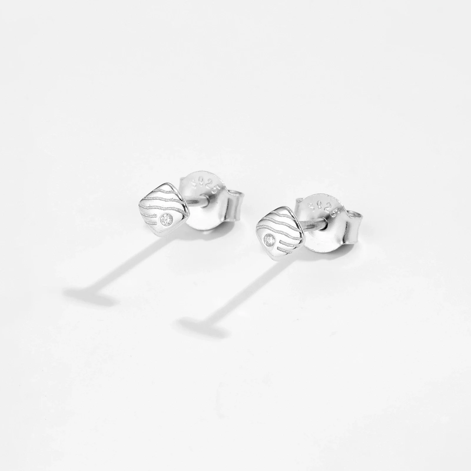 Women's S925 Sterling Silver Earrings With Animal Style And Electroplated Platinum And 18K Gold - Image 3
