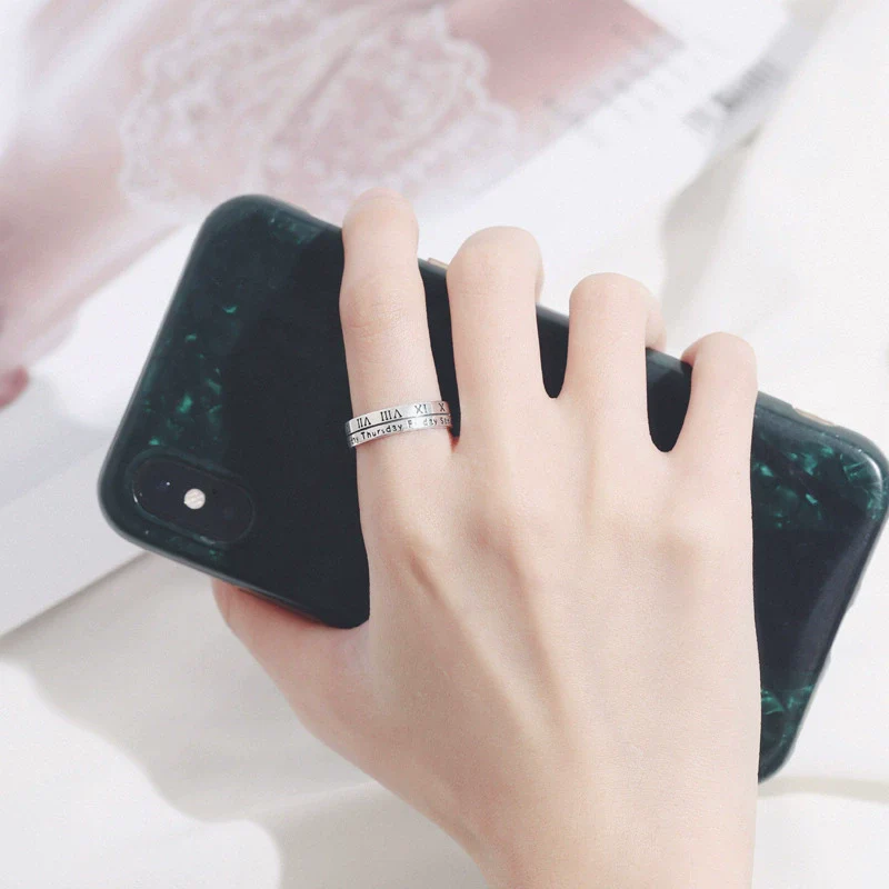 Women's S925 Sterling Silver Open Ring With Roman Numerals And Electroplating Treatment - Image 4