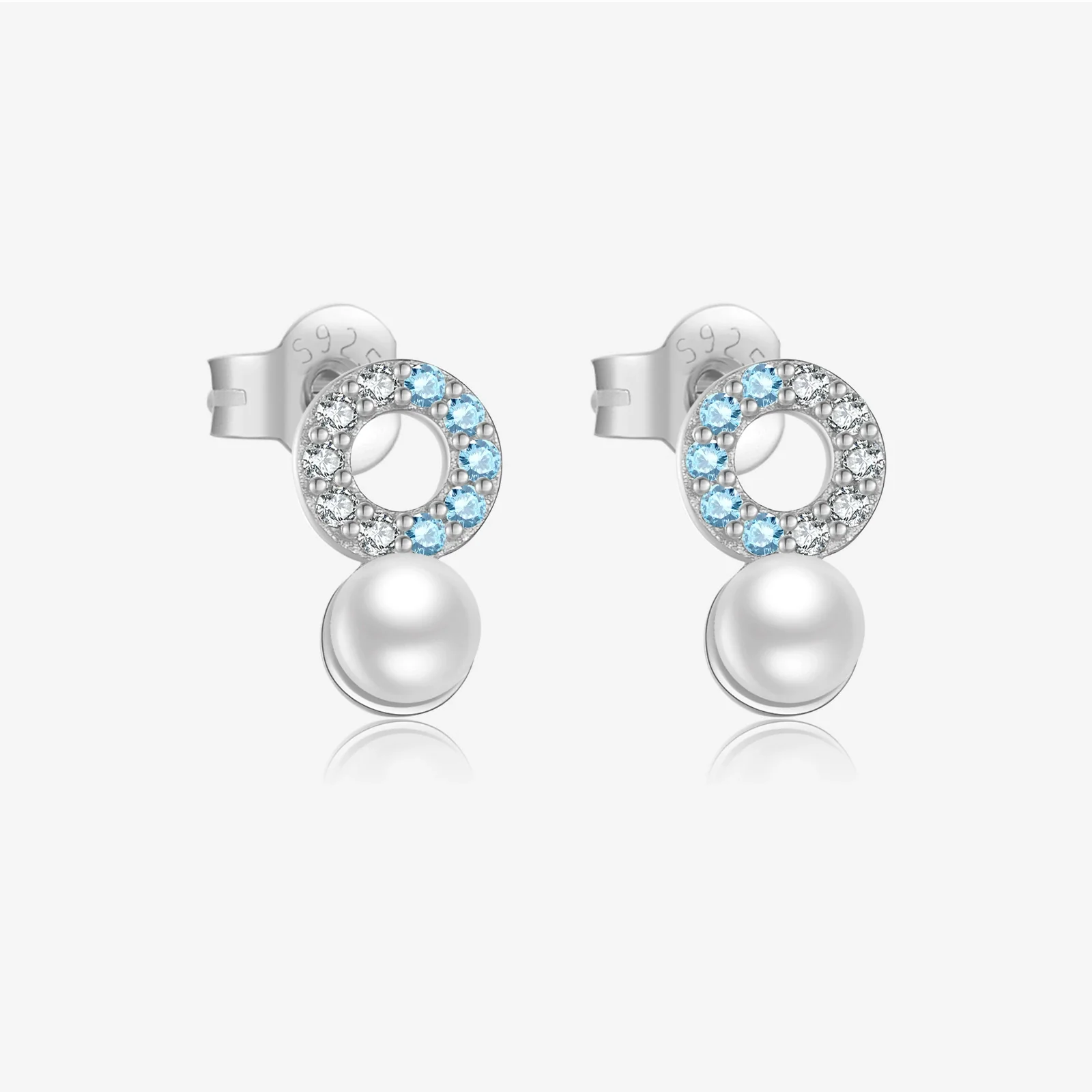 Women's S925 Sterling Silver Pearl Ear Nail With Geometric Style And Electroplated Platinum 18K Gold - Image 6