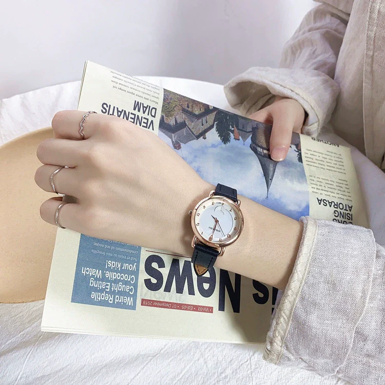 Women's Shell Dial Alloy Case Ordinary Glass Mirror Pointer Watch Retro Leather Leisure Style - Image 6