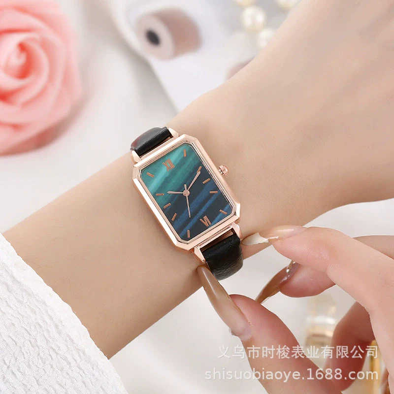 Women's Square Alloy Case Imitation Leather Strap Quartz Watch - Image 2