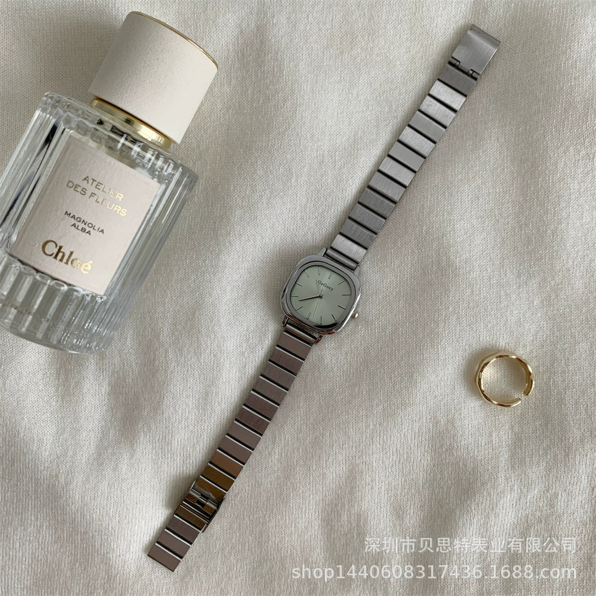 Women's Square Watch With Bamboo Strap And Alloy Case - Image 9