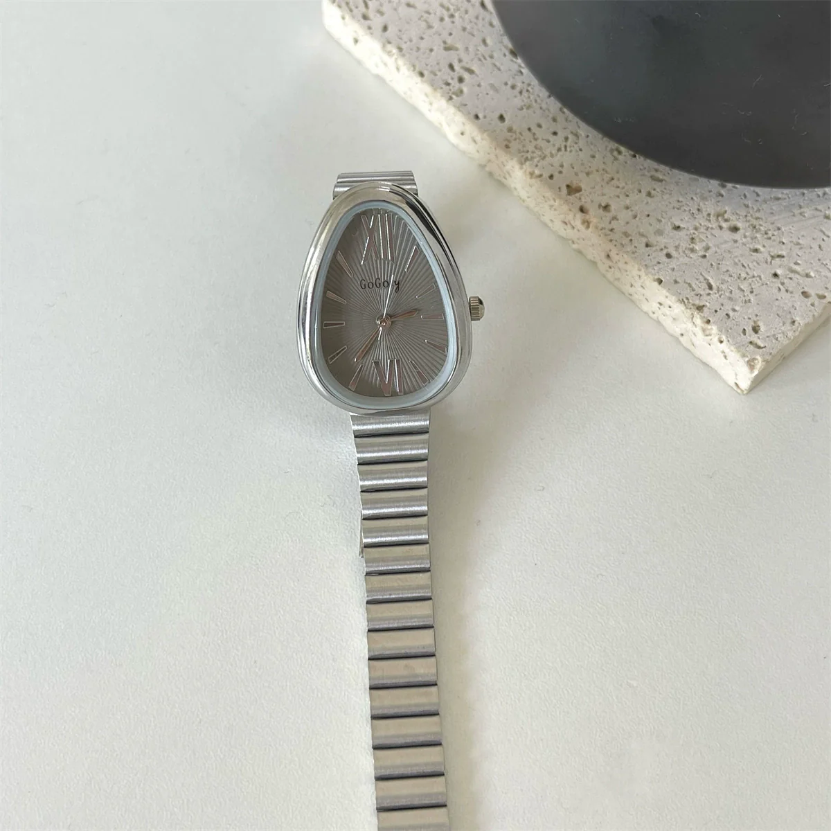 Women's Stainless Steel Alloy Band Oval Dial Medieval Style Snake Head Bamboo Band Watch - Image 10