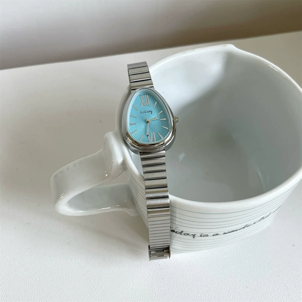 Women's Stainless Steel Alloy Band Oval Dial Medieval Style Snake Head Bamboo Band Watch - Image 11