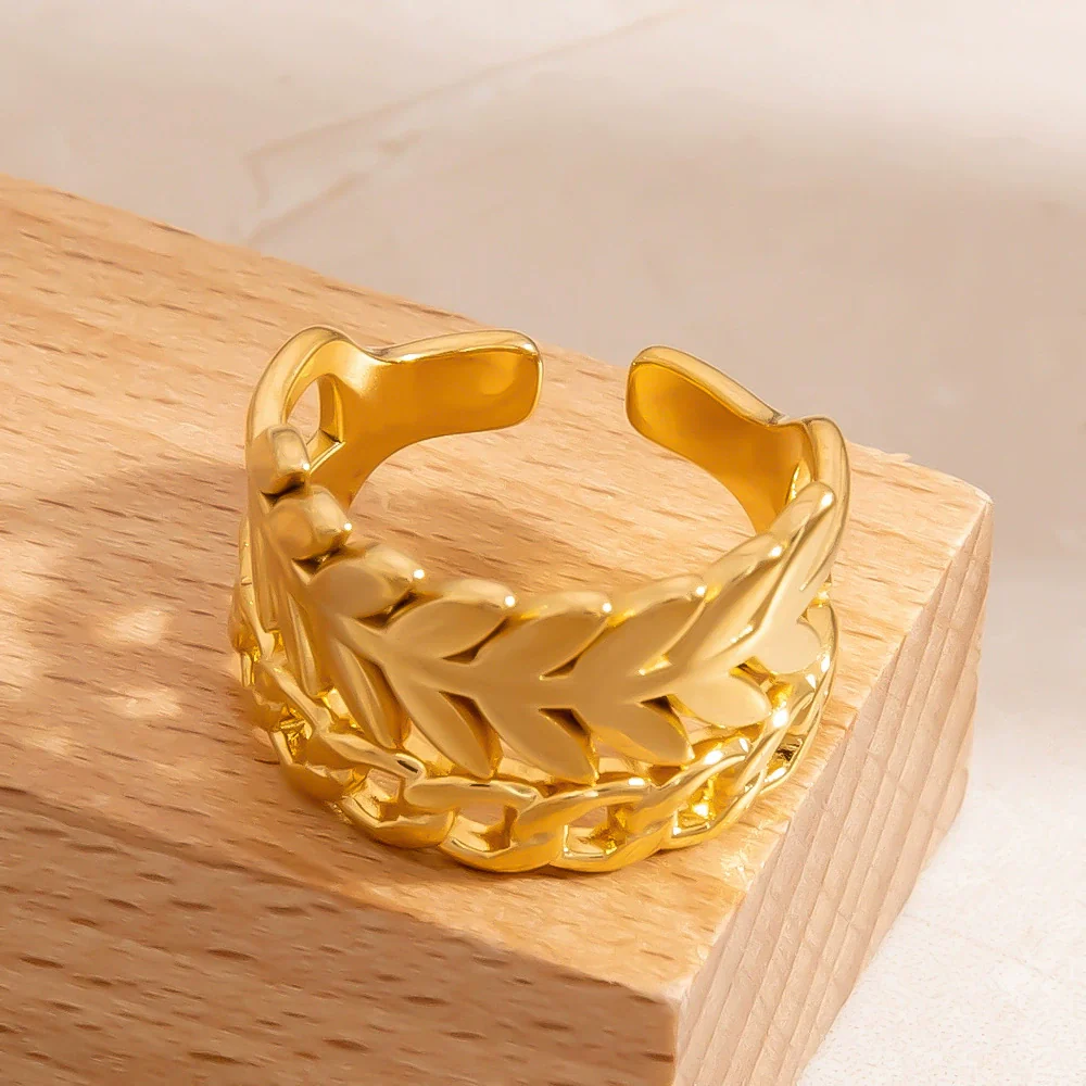 Women's Stainless Steel Geometric Irregular Opening Hand Jewelry Ring Electroplated 18K Gold Colorpreserving Light Luxury Style - Image 4