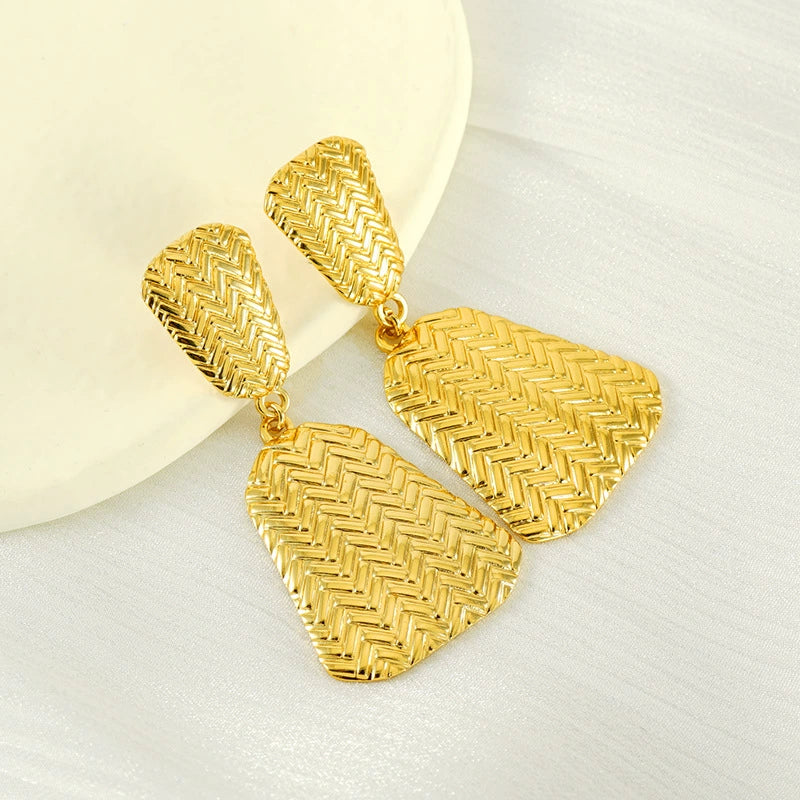 Women's 316L Stainless Steel Geometric Irregular Woven Earrings With Electroplating - Image 2