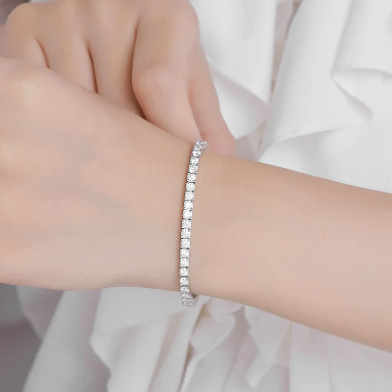 Women's Sterling Silver Moissanite Tennis Chain Bracelet With Spring Buckle Design And Geometric Style - Image 4