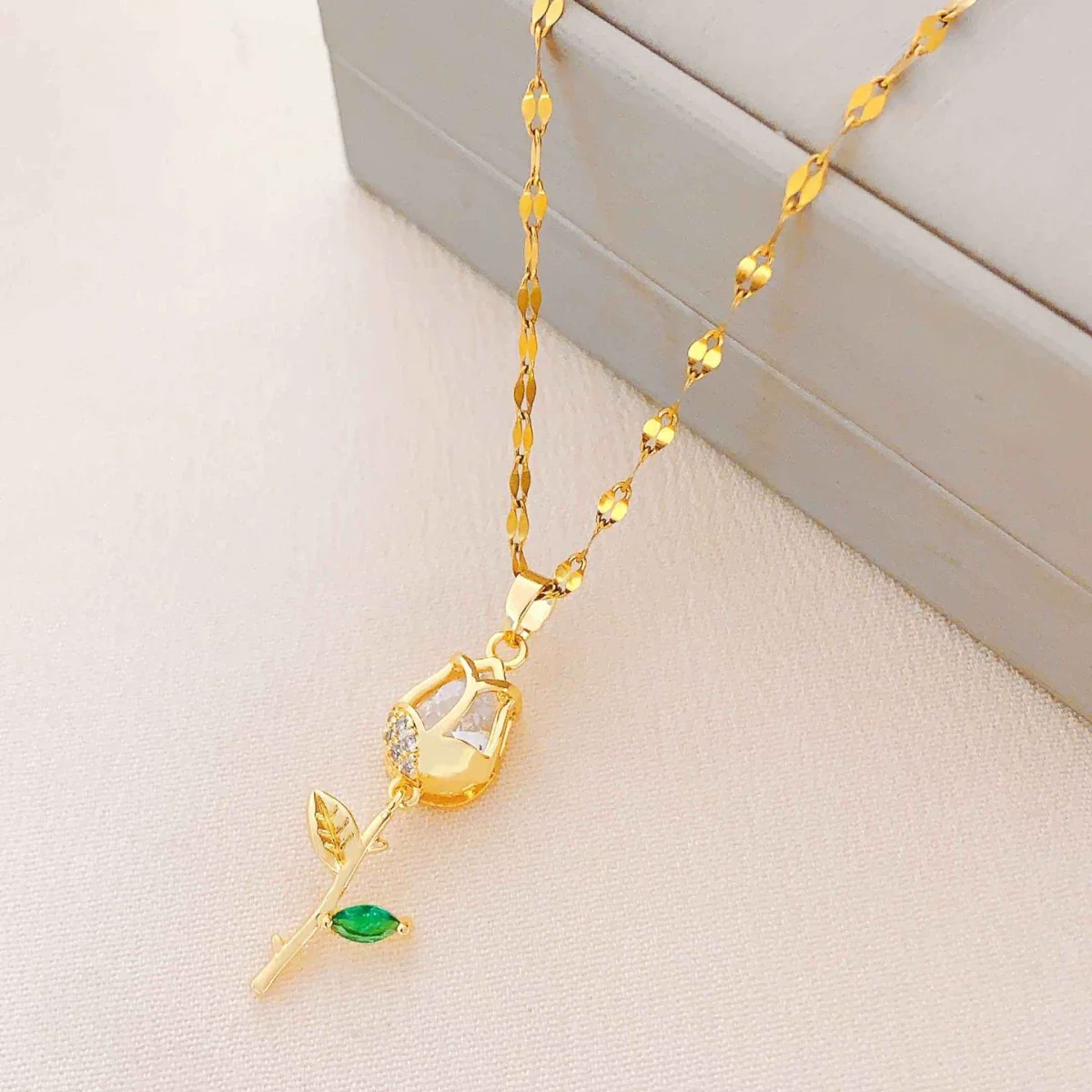 Women's Summer Sweet Style Titanium Steel Necklace With Copper Pendant And Cross Chain Real Gold Plated And Enhanced Color Retention - Image 2