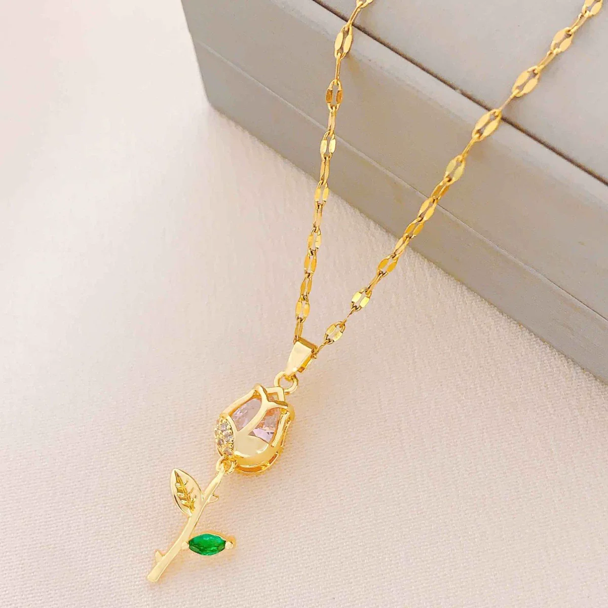 Women's Summer Sweet Style Titanium Steel Necklace With Copper Pendant And Cross Chain Real Gold Plated And Enhanced Color Retention - Image 3