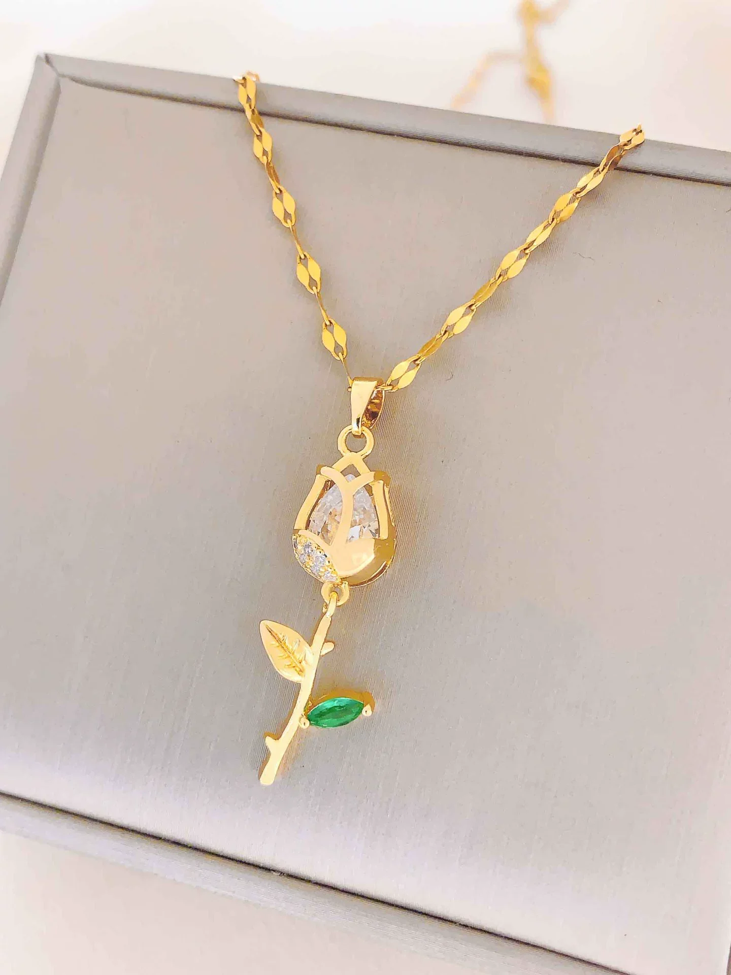 Women's Summer Sweet Style Titanium Steel Necklace With Copper Pendant And Cross Chain Real Gold Plated And Enhanced Color Retention - Image 6