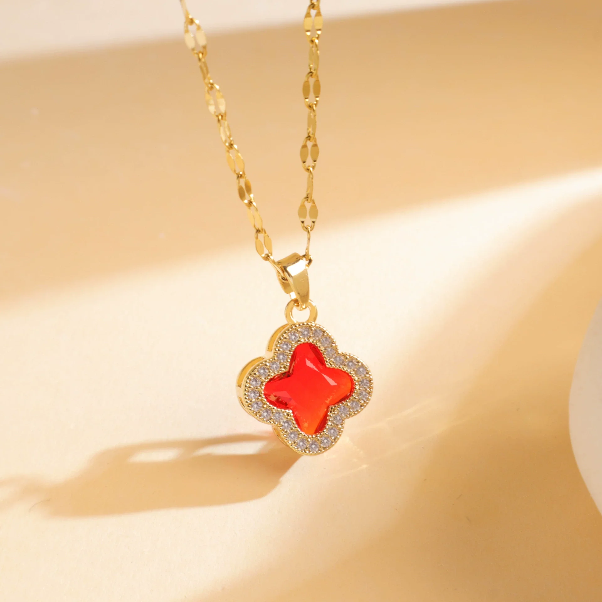Women's Sweet Style Titanium Steel And Copper Necklace With Fourleaf Clover Pattern And Real Gold Plating Treatment - Image 6