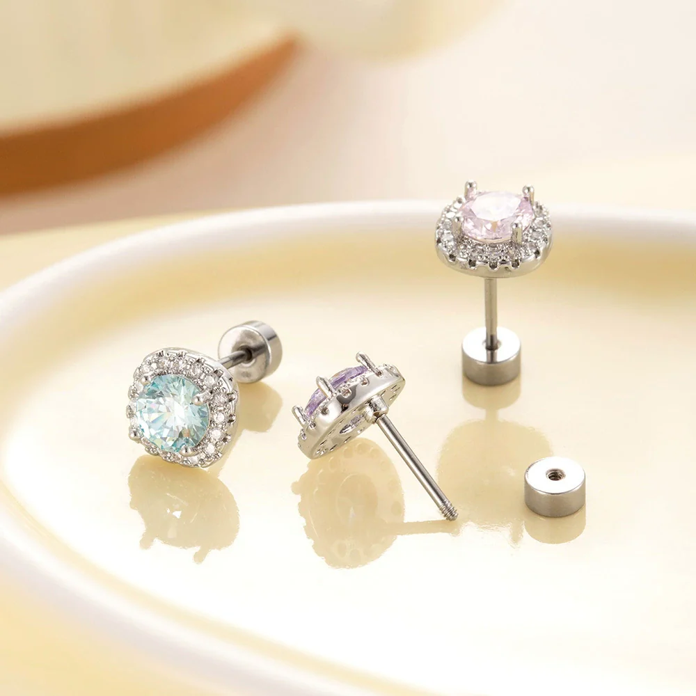Women's Sweet Style Titanium Steel Zircon Inlaid Geometric Heart Earrings
