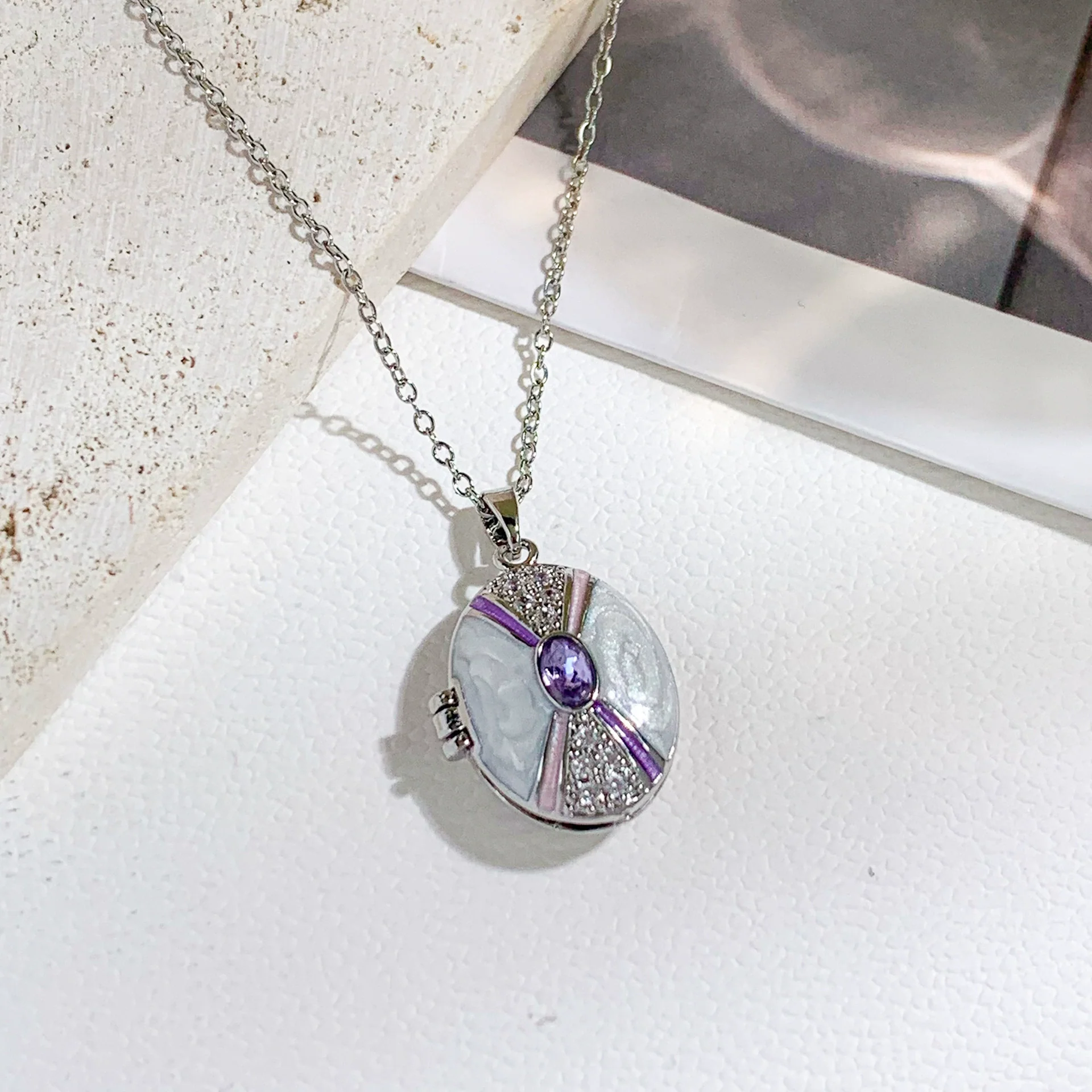 Women's Titanium Steel And Copper Photo Box Necklace With Oval Oil Drop Shape Cross Chain Real Gold Plated Enhanced Color Retention Sweet And Geometric Style - Image 8