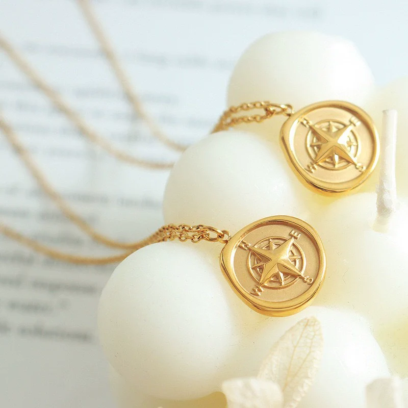 Women's Titanium Steel Electroplated Geometric Round Compass Necklace - Image 4