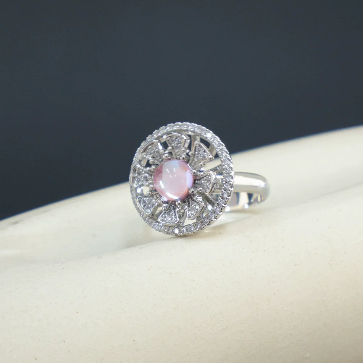 Women's Titanium Steel Geometric Rotating Zircon Ring Real Gold Plated Enhanced Color Retention Simple Style - Image 3